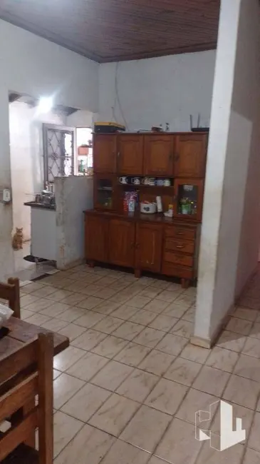 Foto 2 de Casa com 3 quartos à venda, 200m2 em Jardim São José, Jau - SP