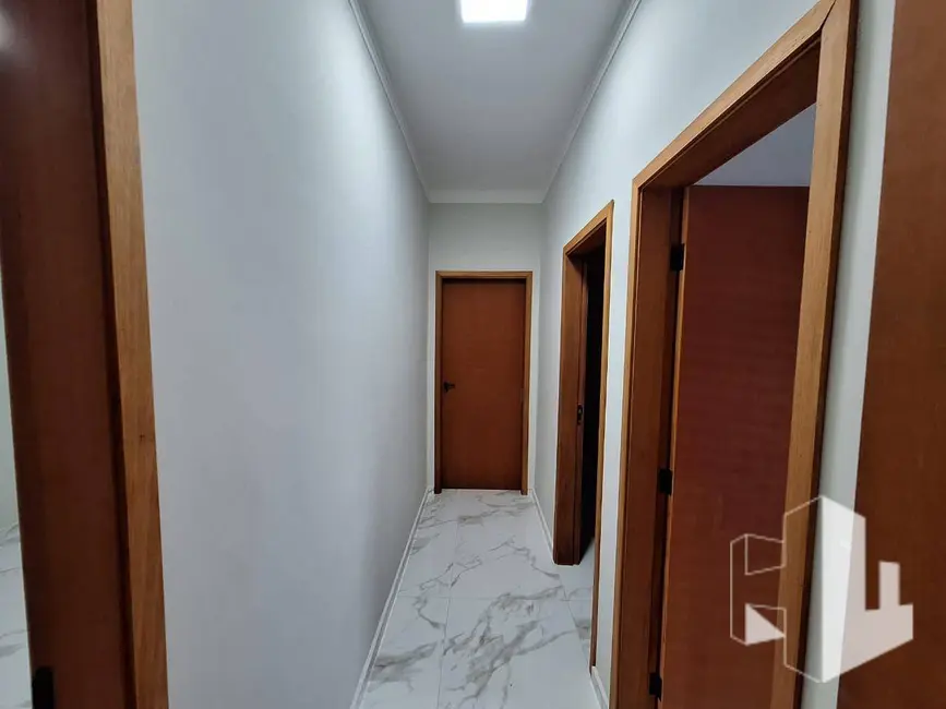 Foto 5 de Casa com 3 quartos à venda, 240m2 em Jardim Ferreira Dias, Jau - SP