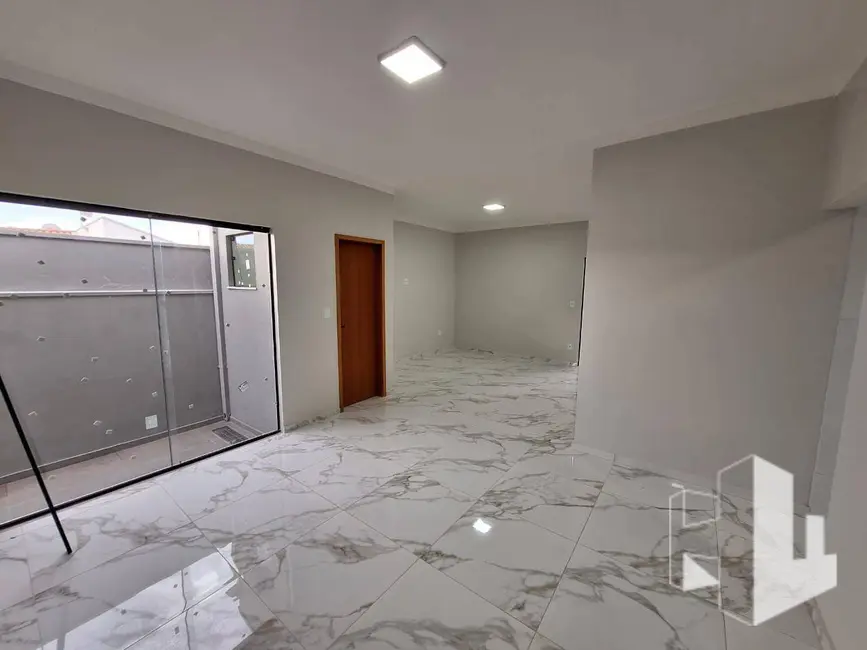 Foto 3 de Casa com 3 quartos à venda, 240m2 em Jardim Ferreira Dias, Jau - SP
