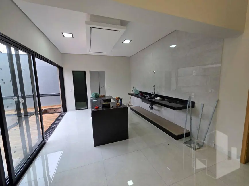 Foto 6 de Casa com 3 quartos à venda, 300m2 em Jardim Parati, Jau - SP