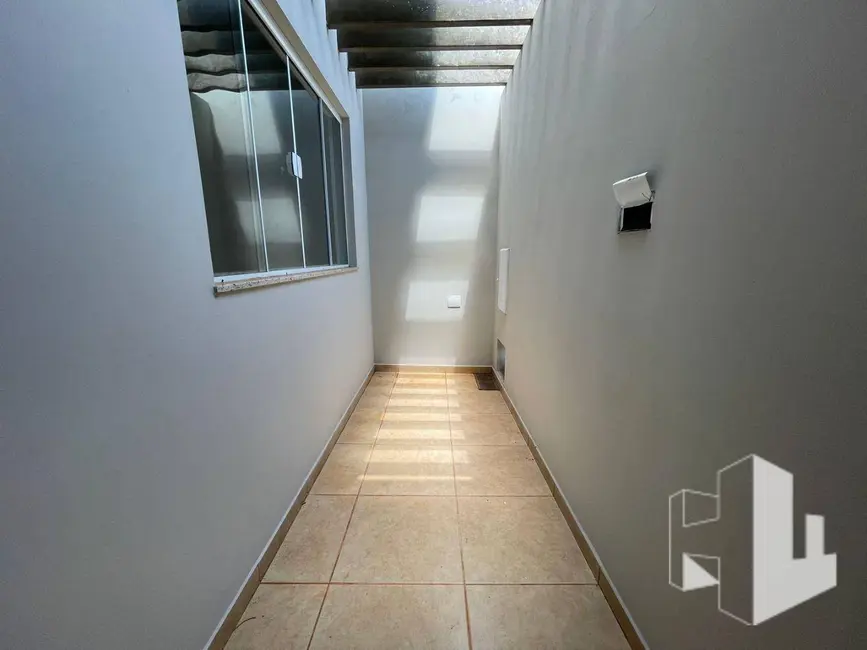 Foto 2 de Casa com 3 quartos para alugar, 250m2 em Jardim Bela Vista, Jau - SP