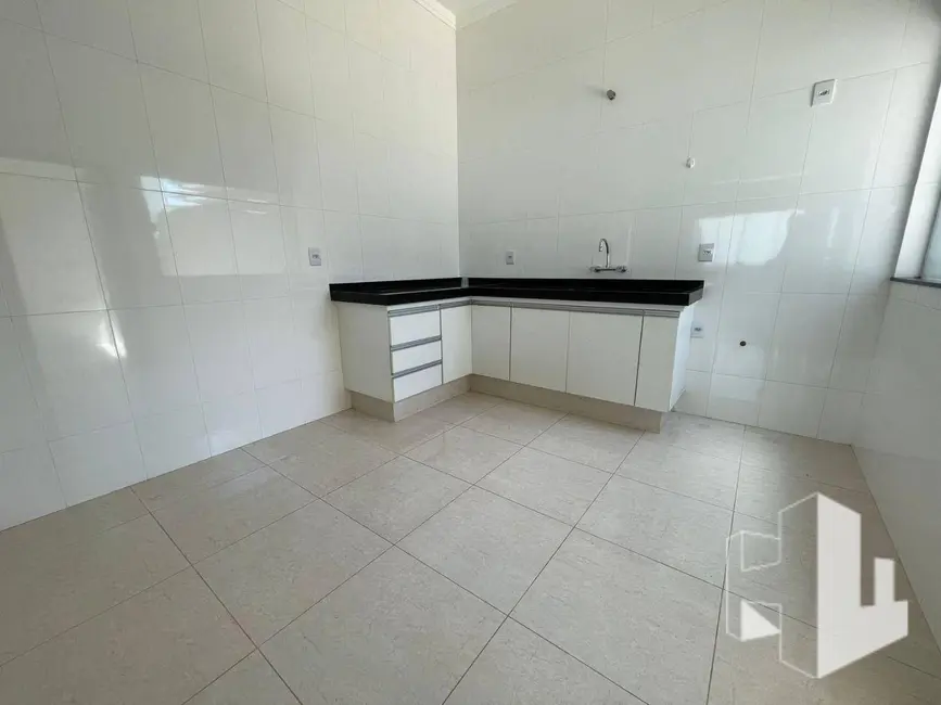 Foto 5 de Casa com 3 quartos para alugar, 250m2 em Jardim Bela Vista, Jau - SP