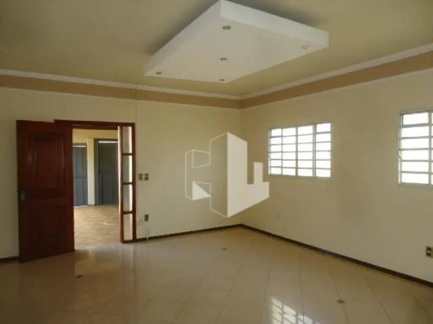 Foto 4 de Casa com 3 quartos à venda, 250m2 em Jardim América, Jau - SP