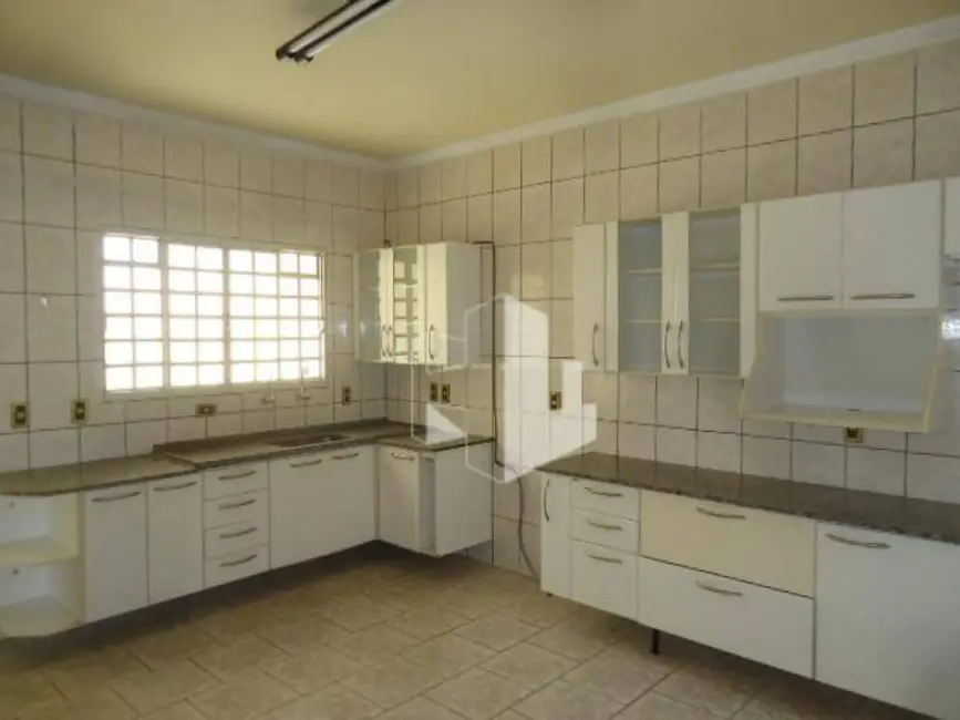 Foto 9 de Casa com 3 quartos à venda, 250m2 em Jardim América, Jau - SP