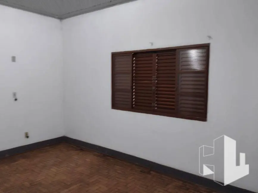 Foto 3 de Casa com 3 quartos à venda, 391m2 em Vila Paulista, Jau - SP