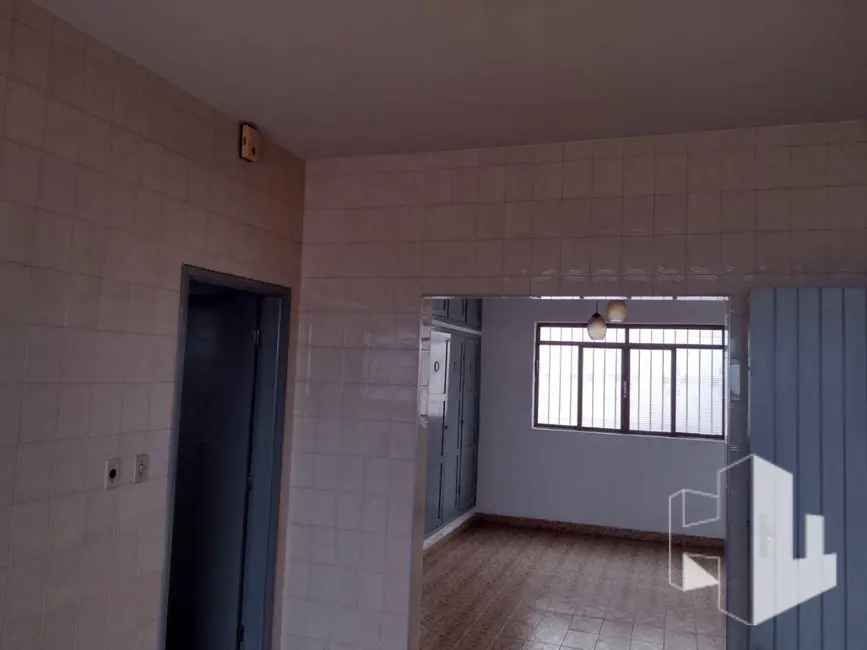 Foto 7 de Casa com 3 quartos à venda, 391m2 em Vila Paulista, Jau - SP