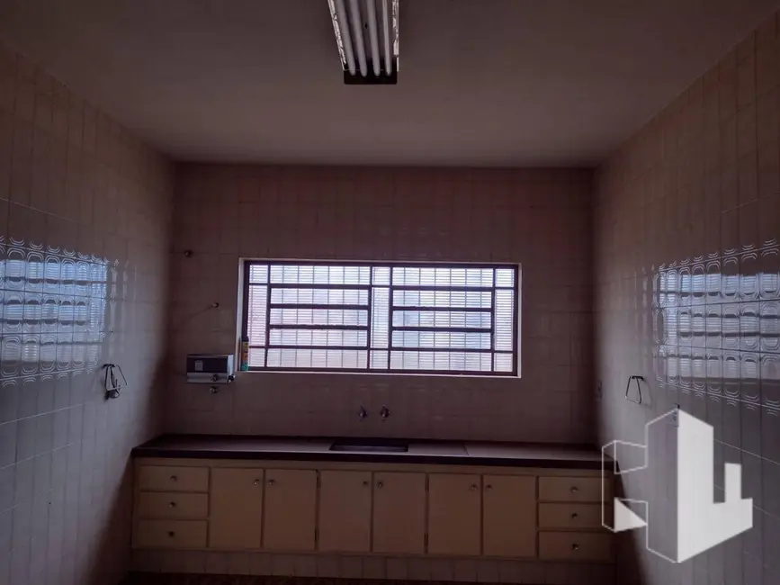 Foto 5 de Casa com 3 quartos à venda, 391m2 em Vila Paulista, Jau - SP