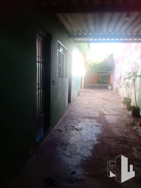 Foto 2 de Casa com 2 quartos à venda, 140m2 em Jardim Orlando Chesini Ometto, Jau - SP