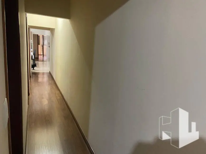 Foto 4 de Casa com 3 quartos à venda, 186m2 em Vila Assis, Jau - SP