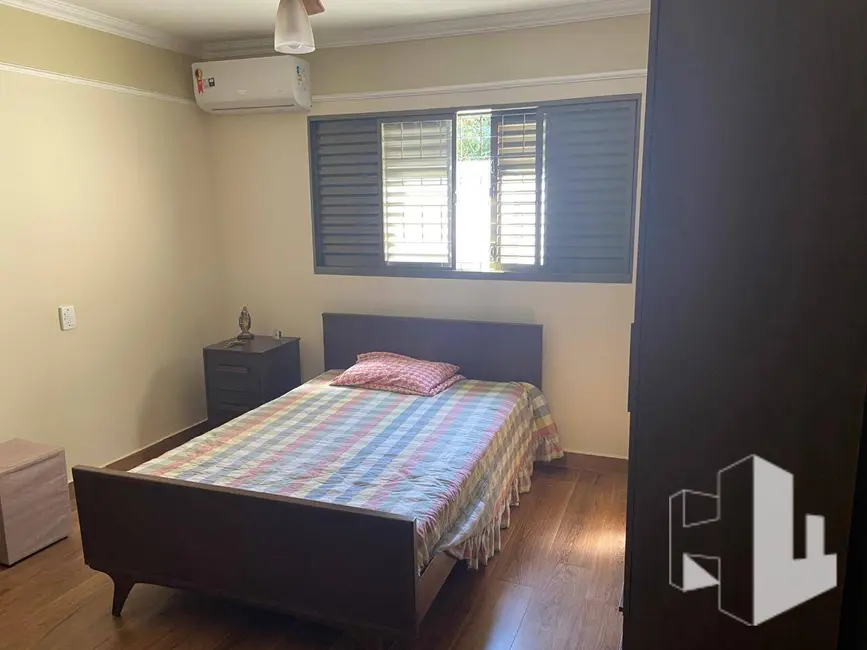 Foto 6 de Casa com 3 quartos à venda, 186m2 em Vila Assis, Jau - SP