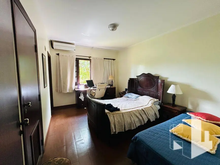 Foto 3 de Casa com 6 quartos à venda, 1000m2 em Jardim Alvorada II, Jau - SP