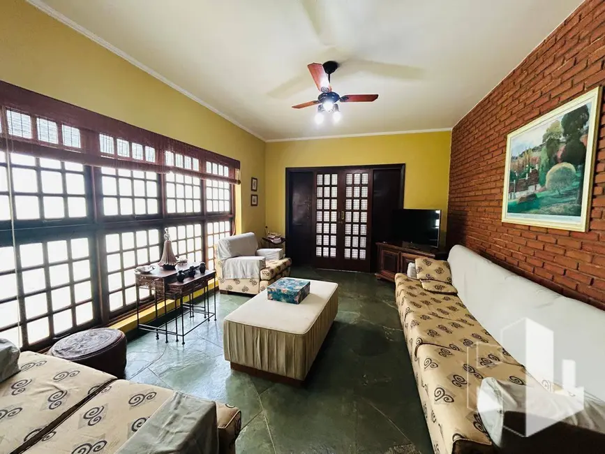 Foto 8 de Casa com 6 quartos à venda, 1000m2 em Jardim Alvorada II, Jau - SP