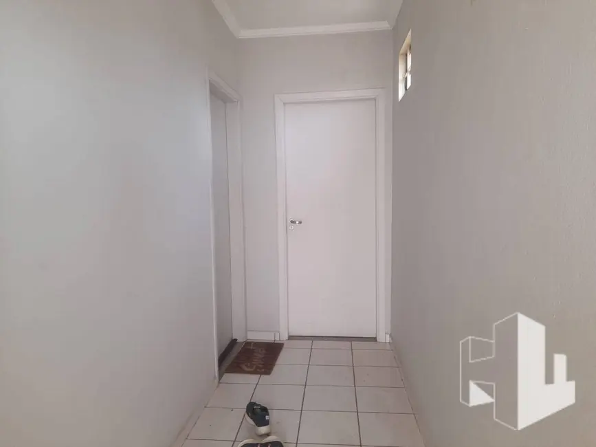 Foto 7 de Kitnet com 1 quarto para alugar, 30m2 em Vila Assis, Jau - SP