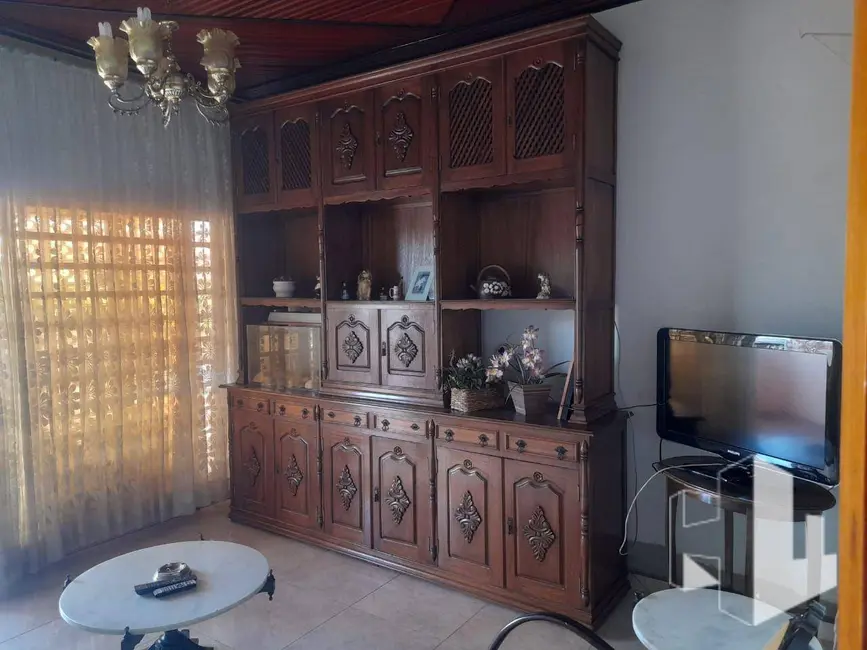 Foto 1 de Casa com 3 quartos à venda, 512m2 em Vila Carvalho, Jau - SP