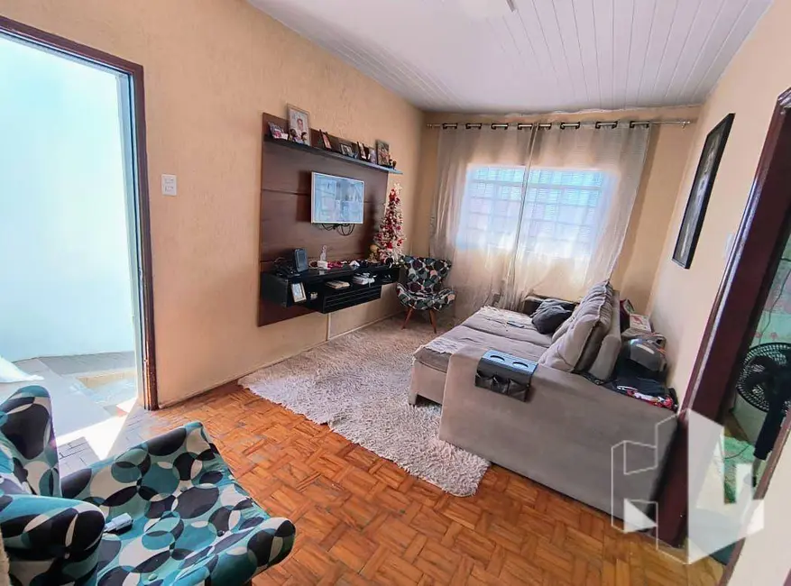 Foto 2 de Casa com 3 quartos à venda, 220m2 em Santo Antônio, Jau - SP