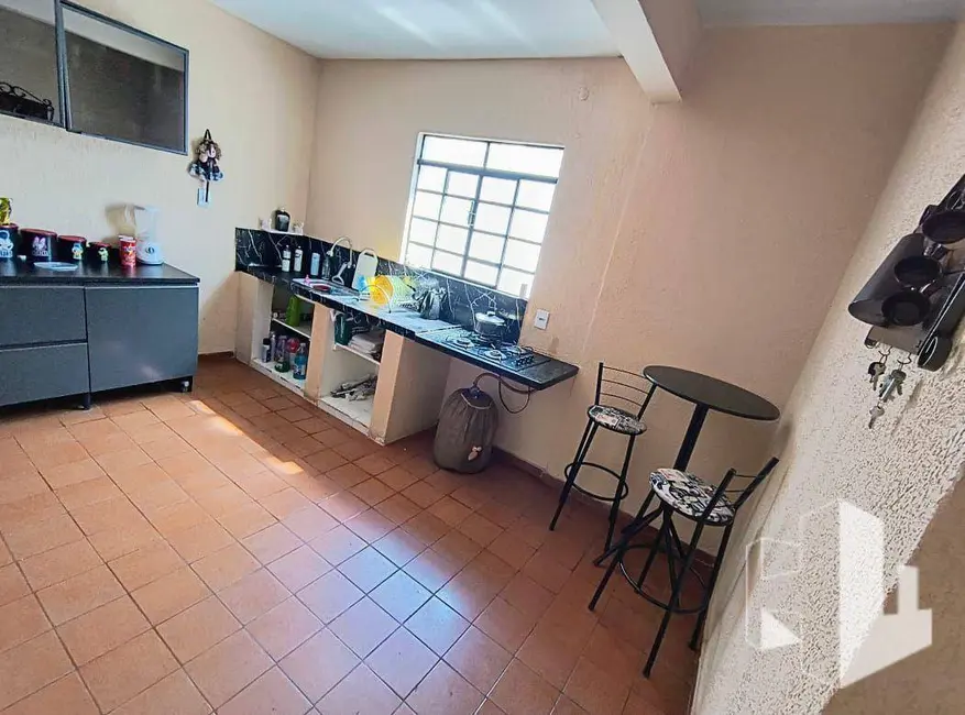 Foto 4 de Casa com 3 quartos à venda, 220m2 em Santo Antônio, Jau - SP