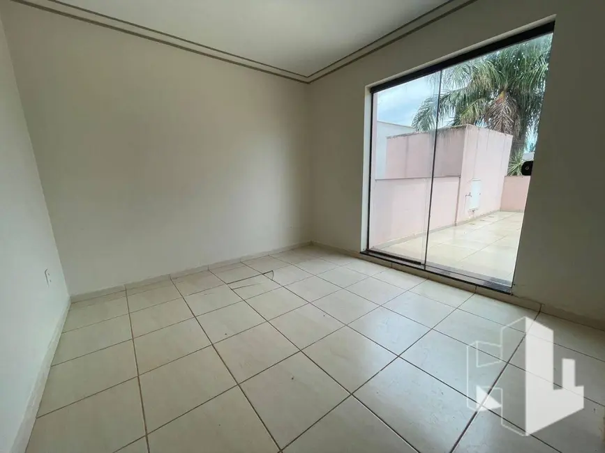 Foto 9 de Casa de Condomínio com 4 quartos para alugar, 366m2 em Condomínio Flamboyant, Jau - SP