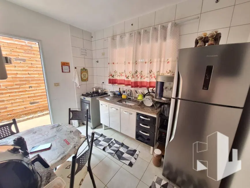 Foto 5 de Casa com 2 quartos à venda, 180m2 em Jau - SP