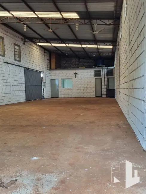 Foto 4 de Armazém / Galpão à venda, 1280m2 em Itapui - SP