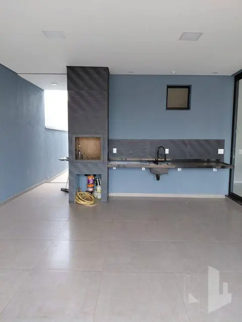 Foto 1 de Casa com 2 quartos à venda, 261m2 em Jau - SP