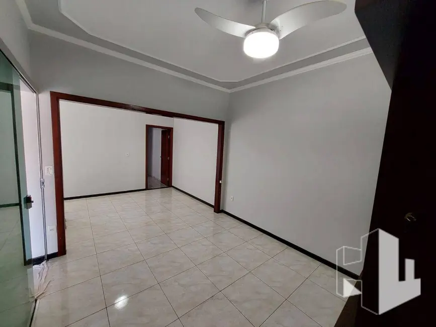 Foto 5 de Casa com 2 quartos à venda, 125m2 em Jardim Santa Rosa, Jau - SP