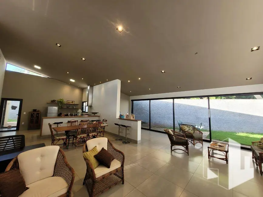 Foto 2 de Casa com 2 quartos à venda, 404m2 em Jardim das Paineiras, Jau - SP
