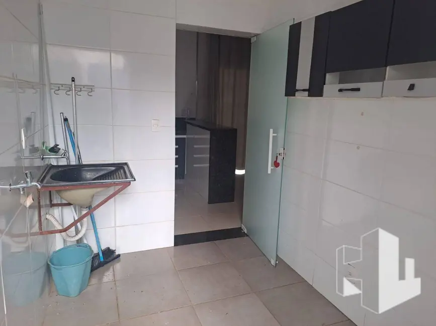 Casa com 2 quartos à venda, 200m2 em Jardim Bela Vista, Jau - SP - imagem 9 Foto 9 de Casa com 2 quartos à venda, 200m2 em Jardim Bela Vista, Jau - SP