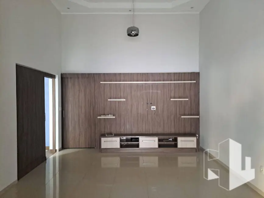 Casa com 2 quartos à venda, 200m2 em Jardim Bela Vista, Jau - SP - imagem 4 Foto 4 de Casa com 2 quartos à venda, 200m2 em Jardim Bela Vista, Jau - SP