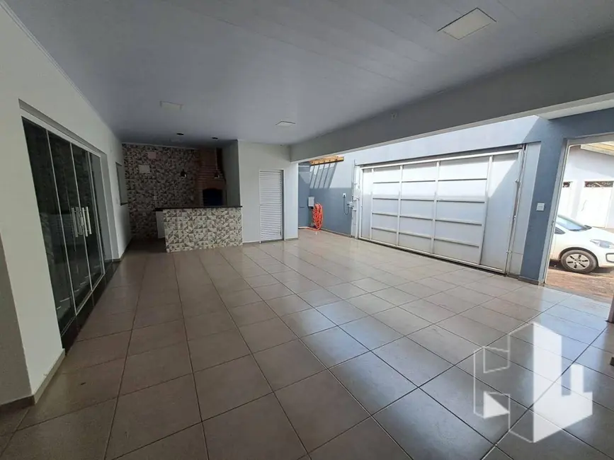 Casa com 2 quartos à venda, 200m2 em Jardim Bela Vista, Jau - SP - imagem 8 Foto 8 de Casa com 2 quartos à venda, 200m2 em Jardim Bela Vista, Jau - SP