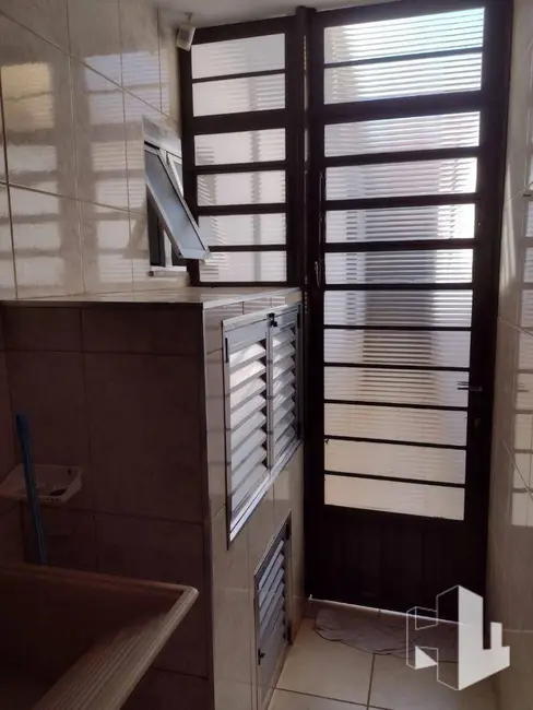 Foto 8 de Casa com 2 quartos à venda, 125m2 em Jardim Maria Cibele, Jau - SP