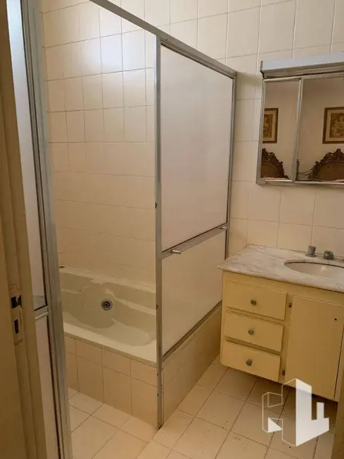 Foto 4 de Casa com 4 quartos para alugar, 350m2 em Jardim Regina, Jau - SP