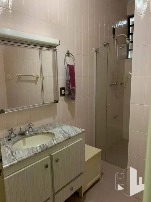 Foto 5 de Casa com 4 quartos para alugar, 350m2 em Jardim Regina, Jau - SP