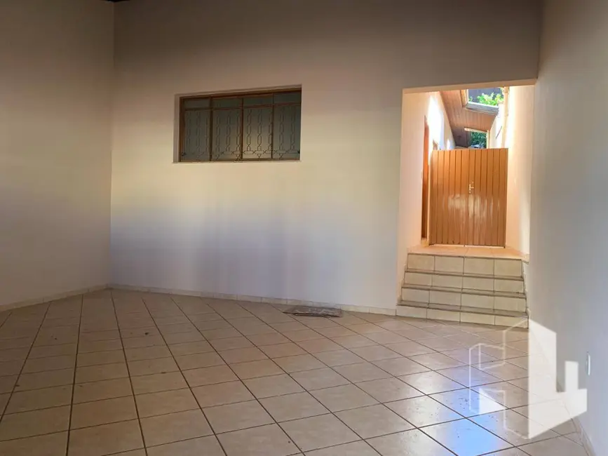 Foto 1 de Casa com 2 quartos à venda, 137m2 em Jardim Regina, Jau - SP
