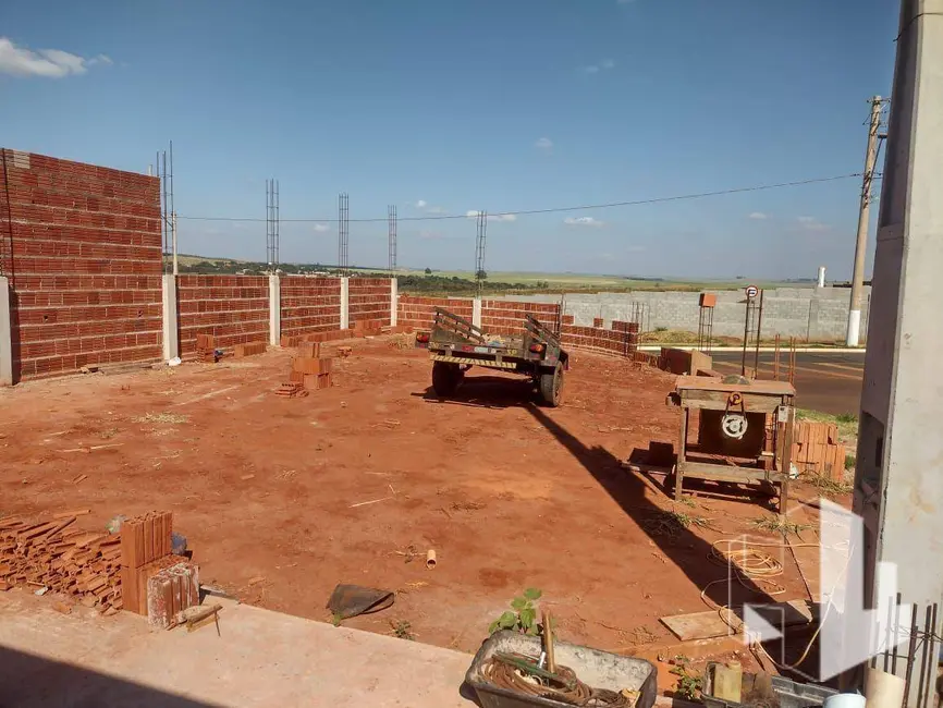 Foto 1 de Terreno / Lote à venda, 131m2 em Residencial Frei Galvão, Jau - SP