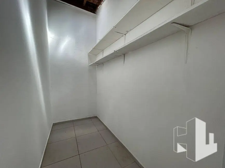 Foto 9 de Casa com 2 quartos para alugar, 180m2 em Jardim Santa Rosa, Jau - SP