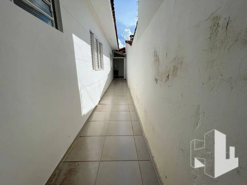 Foto 6 de Casa com 2 quartos para alugar, 180m2 em Jardim Santa Rosa, Jau - SP