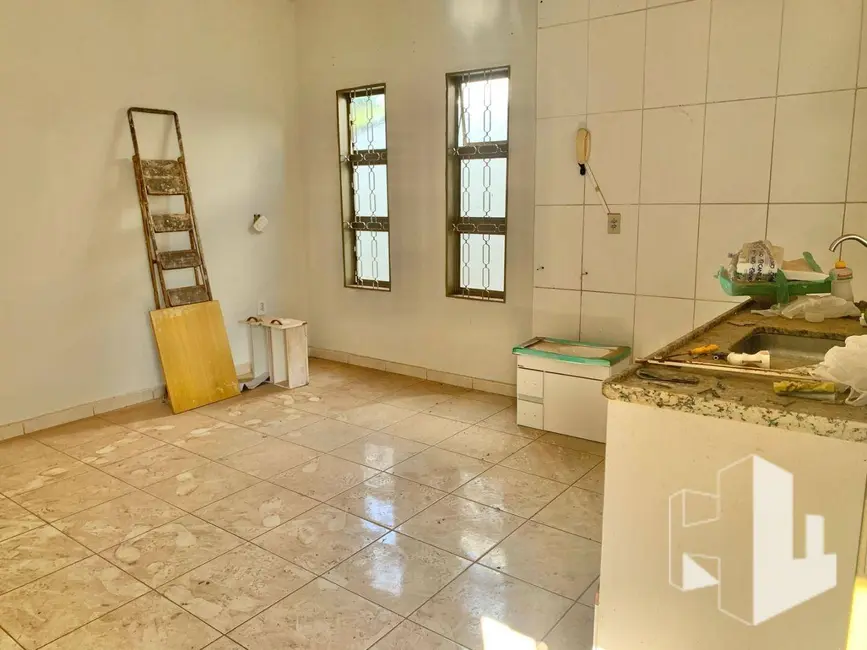 Casa com 3 quartos à venda, 200m2 em Bocaina - SP - imagem 1 Foto 1 de Casa com 3 quartos à venda, 200m2 em Bocaina - SP