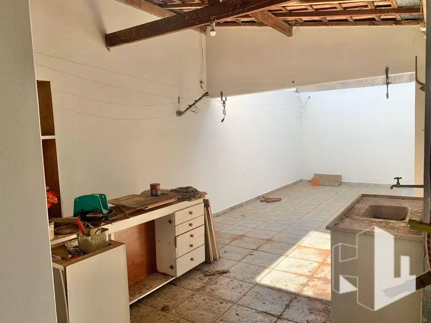 Casa com 3 quartos à venda, 200m2 em Bocaina - SP - imagem 5 Foto 5 de Casa com 3 quartos à venda, 200m2 em Bocaina - SP