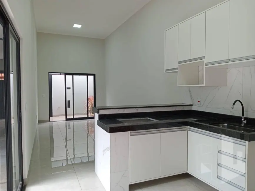 Casa com 3 quartos à venda, 161m2 em Jardim Novo Horizonte, Jau - SP - imagem 3 Foto 3 de Casa com 3 quartos à venda, 161m2 em Jardim Novo Horizonte, Jau - SP