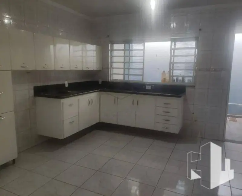 Foto 1 de Casa com 2 quartos à venda, 162m2 em Jardim São Crispim, Jau - SP