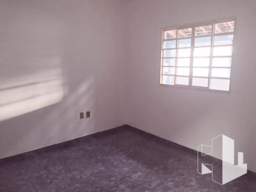 Foto 4 de Casa com 2 quartos à venda, 162m2 em Jardim São Crispim, Jau - SP