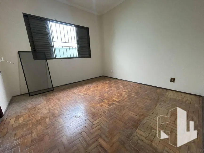 Foto 2 de Casa com 3 quartos para alugar, 200m2 em Vila Nova, Jau - SP