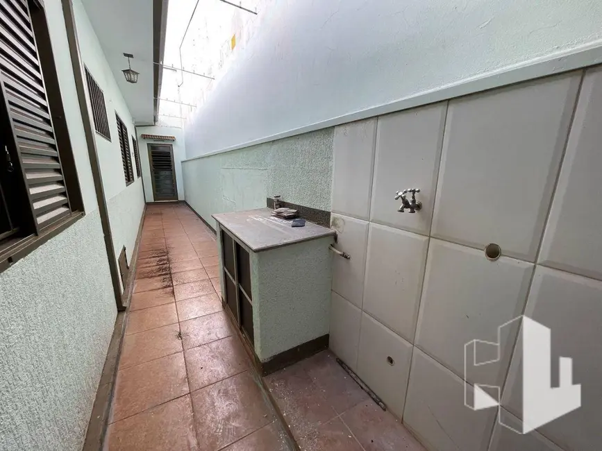 Foto 9 de Casa com 3 quartos para alugar, 200m2 em Vila Nova, Jau - SP