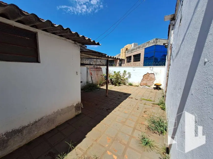 Foto 13 de Casa à venda, 200m2 em Jardim Ferreira Dias, Jau - SP