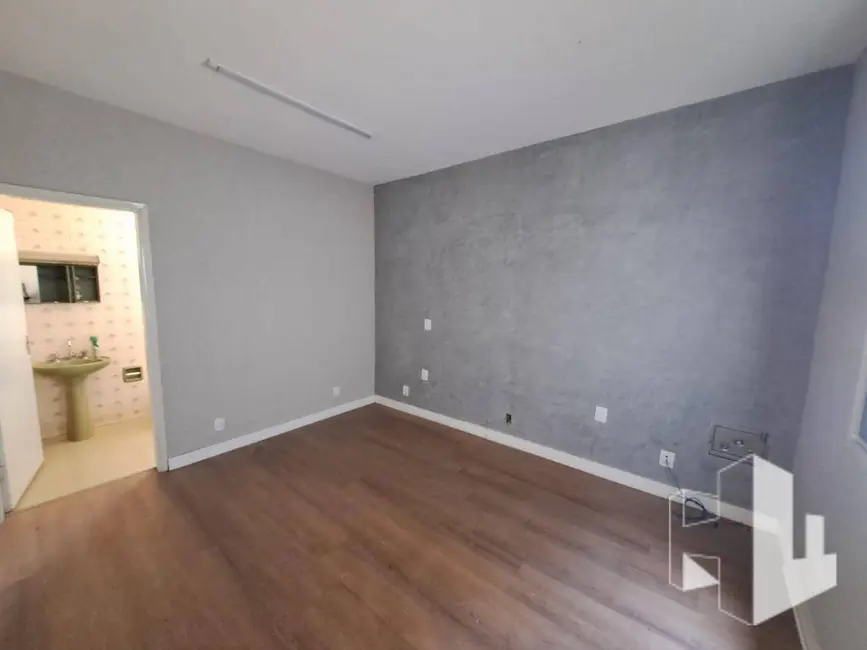 Foto 6 de Casa à venda, 200m2 em Jardim Ferreira Dias, Jau - SP