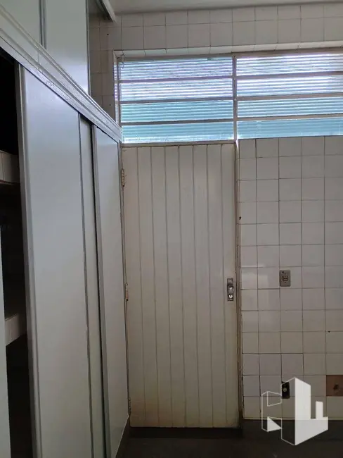 Foto 6 de Casa com 3 quartos à venda, 273m2 em Centro, Jau - SP