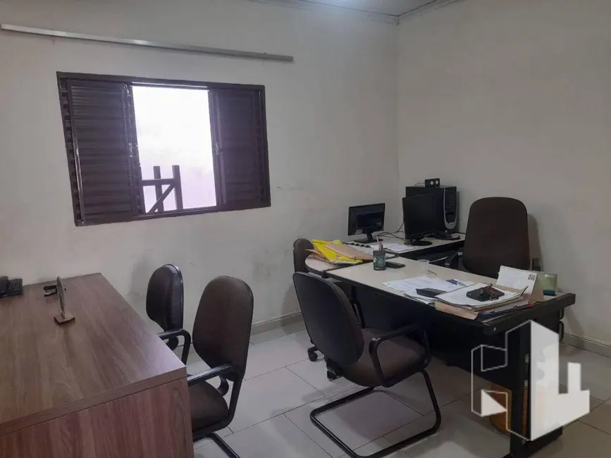 Foto 2 de Casa com 3 quartos à venda, 466m2 em Vila Nova, Jau - SP