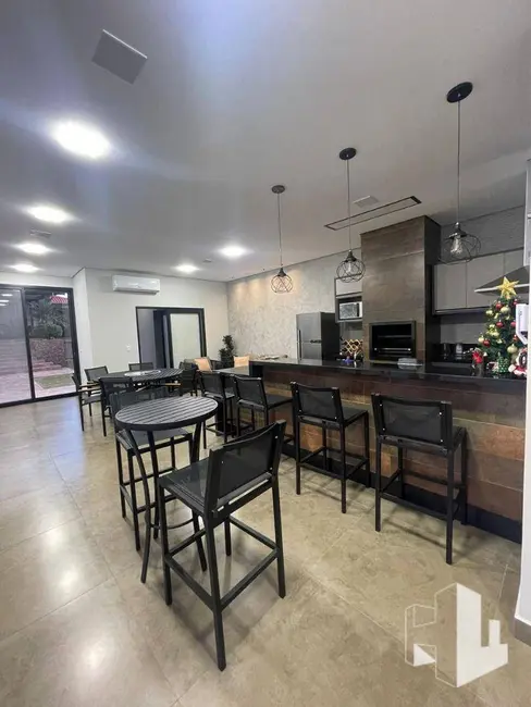 Foto 4 de Casa de Condomínio com 3 quartos à venda, 998m2 em Jau - SP