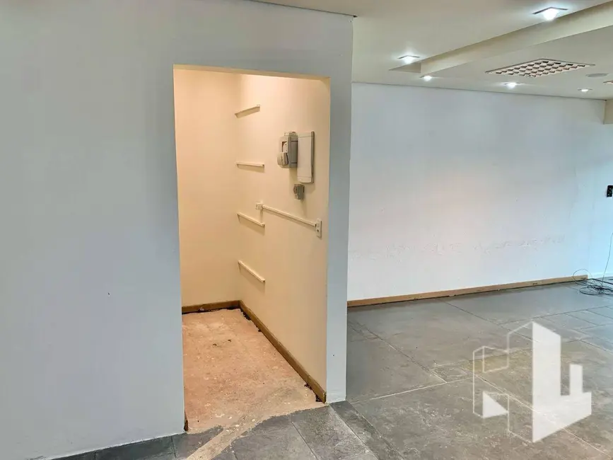 Sala Comercial para alugar, 84m2 em Centro, Jau - SP - imagem 3 Foto 3 de Sala Comercial para alugar, 84m2 em Centro, Jau - SP