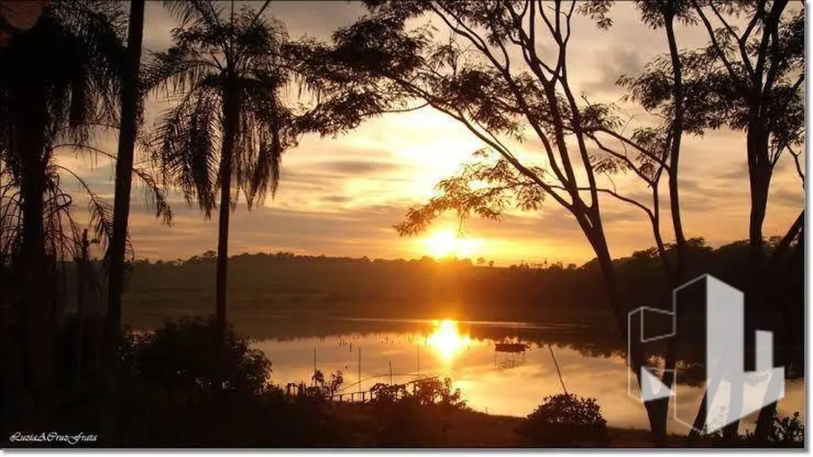 Foto 1 de Sítio / Rancho com 3 quartos à venda, 58000m2 em Itapui - SP